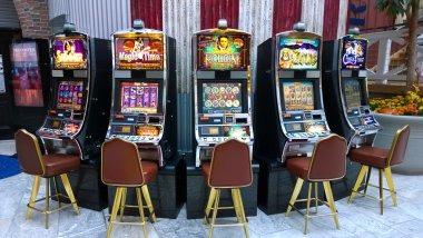 Serie A themed slot game interface showing Italian football colors and city landmarks